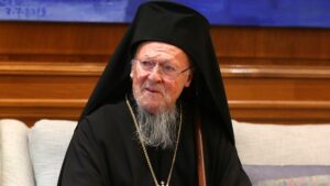 Ο Πατριάρχης Βαρθολομαίος προειδοποιεί για την άνοδο του εθνικισμού και καλεί σε διάλογο (βίντεο)