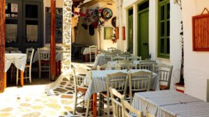 Έτσι μπορούν οι πολίτες να καταγγέλλουν αυθαιρεσίες στον κοινόχρηστο χώρο – Η νέα εφαρμογή