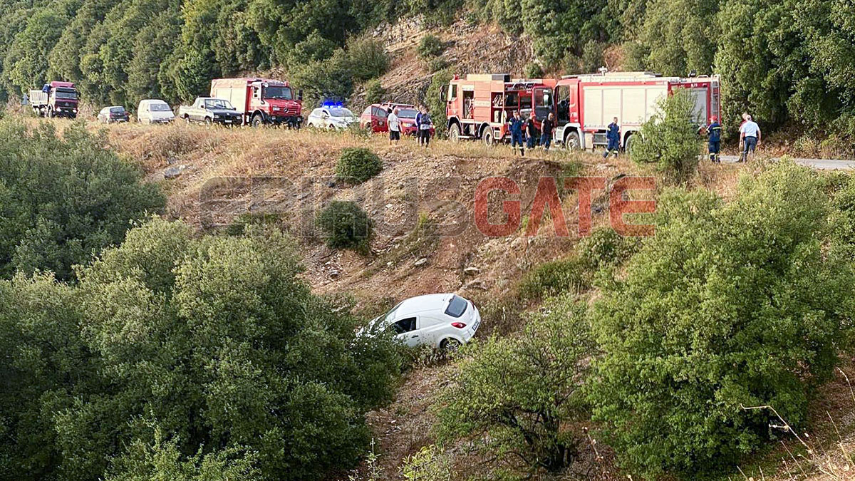 Τροχαίο στη Μεταμόρφωση: Αυτοκίνητο έφυγε από τον δρόμο (βίντεο)