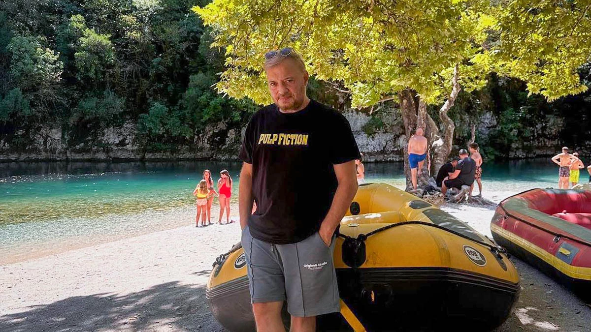 Ο Χρήστος Φερεντίνος απολαμβάνει στιγμές χαλάρωσης στον Βοϊδομάτη