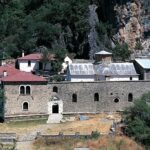 Κόνιτσα: Συνεχείς επιχειρήσεις στο μονοπάτι της Μονής Στομίου – Δύο ακόμη προσκυνήτριες χρειάστηκαν βοήθεια