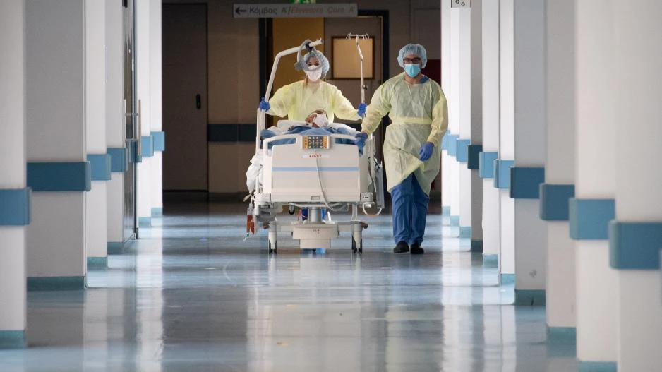 Στη Λάρισα τρίχρονο από τον Βόλο με σοβαρή επιπλοκή γρίπης