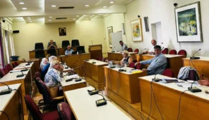 Επιτροπή Περιβάλλοντος Περιφέρειας Ηπείρου: Πήρε η αναβολή η συζήτηση για την καύση απορριμμάτων