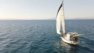 Προσάραξη ιστιοφόρου σκάφους στον όρμο Γαρίτσας Κέρκυρας