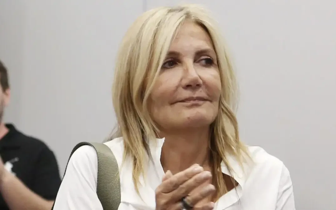 Στο ΚΑΤ η Μαρέβα Μητσοτάκη μετά από ατύχημα – Υποβλήθηκε σε επέμβαση