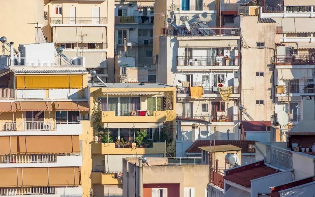 «Ανακαινίζω – Νοικιάζω»: Επιδότηση έως 95% για χιλιάδες κατοικίες