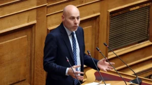 Γ. Αμυράς: Να ανακηρυχθούν το Κεφαλόβρυσο και η Χίνκα «Μαρτυρικά Χωριά»