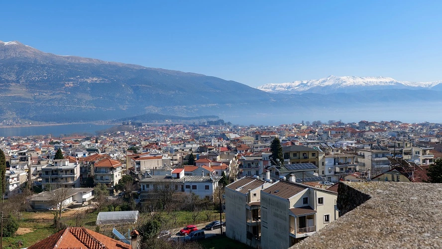 Πακέτο κινήτρων για μετεγκατάσταση εργαζόμενων και επαγγελματιών και σε αστικά κέντρα της περιφέρειας