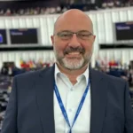 Αρναούτογλου στην Κομισιόν: «Θα τιμωρήσουμε τις περιοχές που απολιγνιτοποιήθηκαν πρώτες;»
