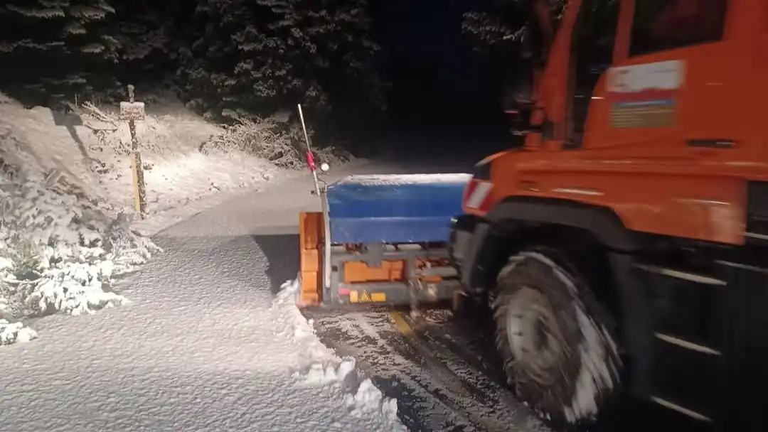 Χιονόνερο και επικίνδυνοι δρόμοι στα Βόρεια Τζουμέρκα – Συστάσεις προς οδηγούς