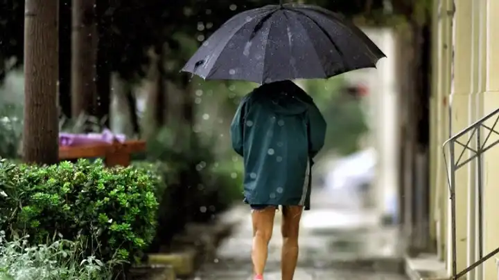 Έρχεται επιδείνωση του καιρού με ισχυρά φαινόμενα – Ποιες περιοχές επηρεάζονται