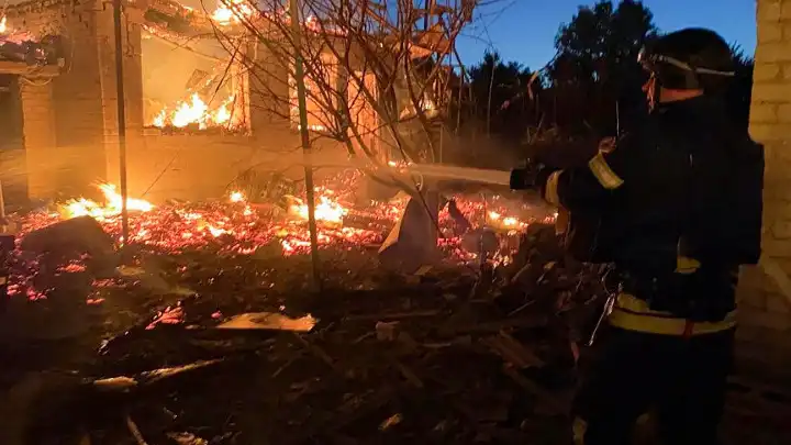 Ουκρανία: Τουλάχιστον 12 νεκροί από επίθεση ρωσικού drone σε λεωφορείο που μετέφερε εργάτες
