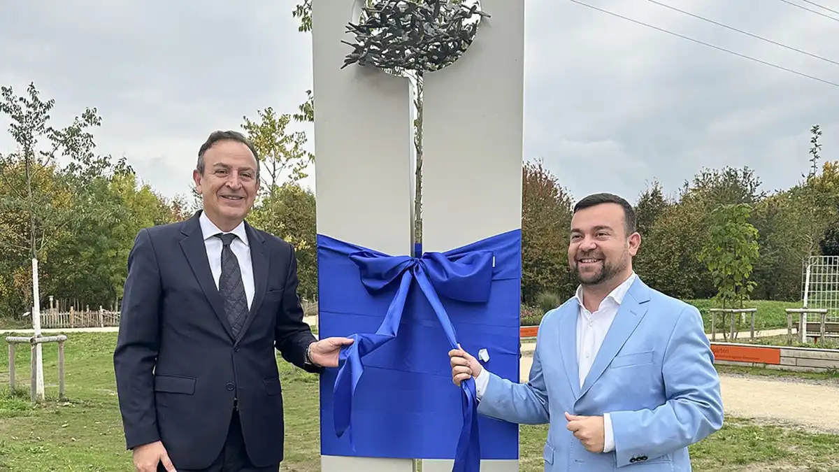 Η «Πλατεία Ιωαννίνων» εγκαινιάστηκε στον αδελφοποιημένο Δήμο του Σβέρτε στη Γερμανία