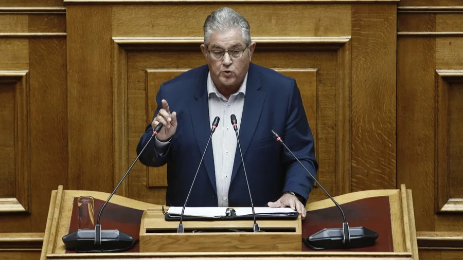 Κουτσούμπας: «Οι νόμοι και οι τροπολογίες δεν σταματούν τη φωνή του λαού»