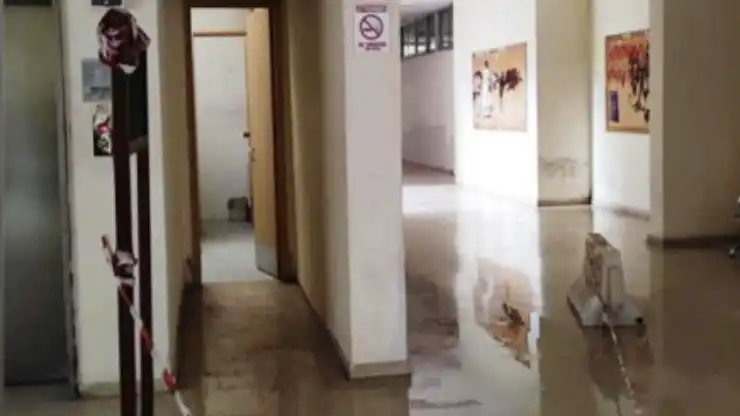 Πανσπουδαστική: Προβλήματα σε λεωφορεία και κτήρια του Πανεπιστημίου Ιωαννίνων μετά τις βροχές