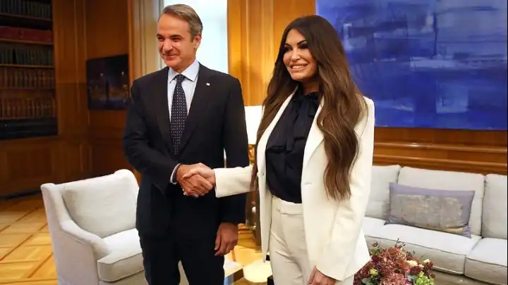 Συνάντηση Κυριάκου Μητσοτάκη με την πρέσβειρα των ΗΠΑ Κίμπερλι Γκίλφοϊλ (βίντεο)