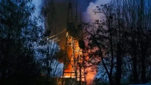 «Μαζική επίθεση» της Ρωσίας σε ενεργειακές υποδομές της Ουκρανίας – Εκρήξεις στο Κίεβο