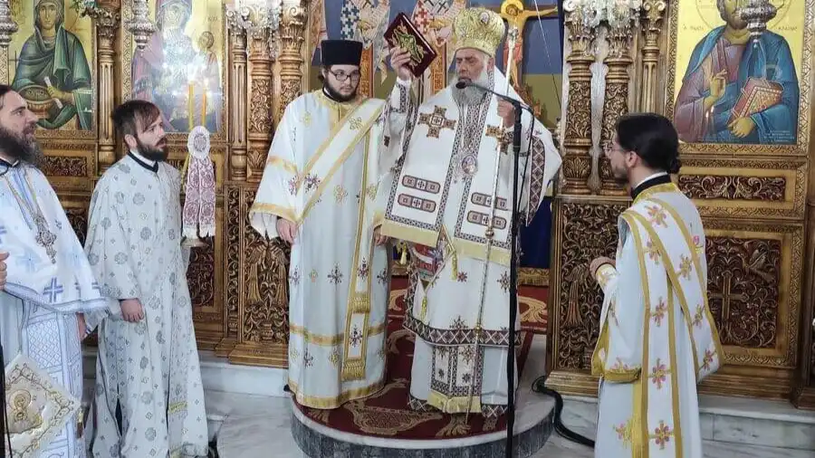 Χειροτονήθηκαν κληρικοί πέντε σπουδαστές της Σχολής Βελλάς