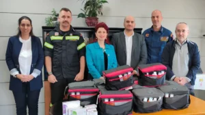 Παράδοση φαρμακευτικού και αναλώσιμου υλικού στην Ειδική Μονάδα Δασικών Επιχειρήσεων – Υλικό και από το Κέντρο Υγείας Φιλιππιάδας