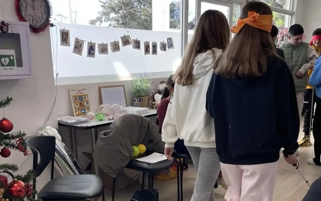 Μαθητές του 2ου Γυμνασίου Πρέβεζας σε βιωματική δράση για τα άτομα με αναπηρίες