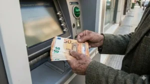 Ν. Κεραμέως: Καμία περικοπή στις συντάξεις χηρείας – Βαρέα και ανθυγιεινά για νοσηλευτές και ΕΚΑΒ
