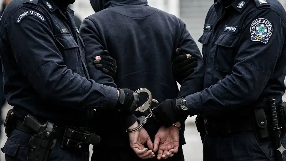 Στην κατοχή του βρέθηκε σουγιάς: Σύλληψη στα Ιωάννινα