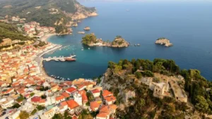 Πάργα 1974: Σπάνιο φιλμ δείχνει το λιμάνι και το κάστρο της εποχής