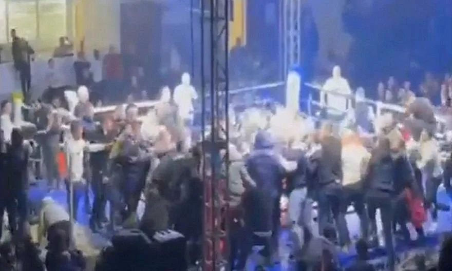 Επεισόδια σε αγώνα kickboxing στη Σερβία: Γρονθοκόπησαν Έλληνα αθλητή μέσα στο ρινγκ