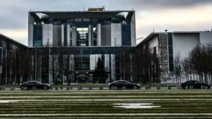 Διακόπηκαν οι συνομιλίες Ουκρανίας – ΗΠΑ στην καγκελαρία