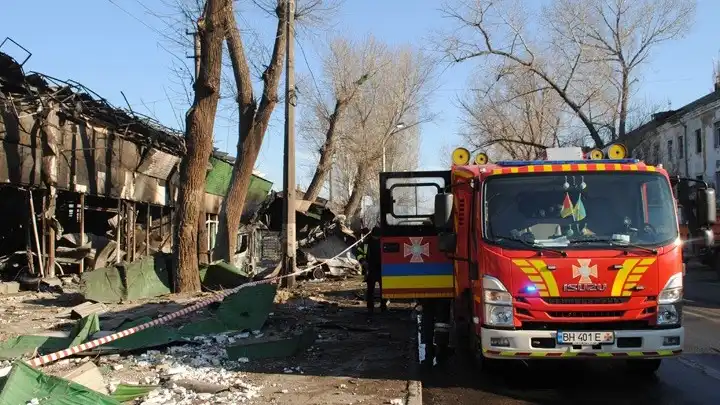 Ρωσικά πλήγματα στην Οδησσό – Επιδρομή της Ουκρανίας με drones σε λιμάνι και αγωγό αερίου της Ρωσίας