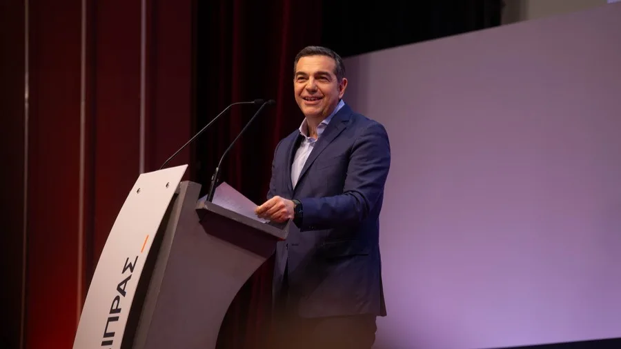 Τσίπρας: «Η χειρότερη κυβέρνηση της μεταπολίτευσης» – Μηνύματα πολιτικής αλλαγής από τη Θεσσαλονίκη (βίντεο)