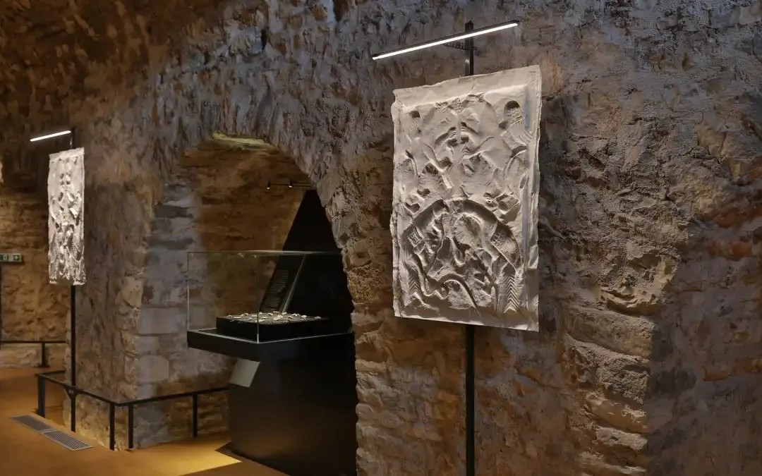 «Χάρτινα αγγεία-Μεταγραφές ύλης»: Δημιουργικό εργαστήρι για ενήλικες στο Μουσείο Αργυροτεχνίας