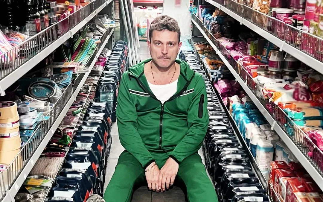 Ο «Vanya» του Simon Stephens με τον Γιώργο Καραμίχο στα Ιωάννινα