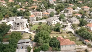 Οι ΠωγωΝέοι ταξιδεύουν στην Τήνο – Η νέα γενιά κρατά ζωντανή την παράδοση