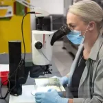 Γρίπη: Νωρίτερα ξεκίνησε η επιδημία – Ποιες ομάδες πρέπει να εμβολιαστούν κατά προτεραιότητα (βίντεο)