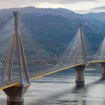 Αχαΐα: Δύτες ανέσυραν νεκρό άνδρα από ΙΧ στη δυτική προβλήτα Ρίου