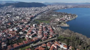 Μπέγκας στη Βουλή για το νομοσχέδιο του ΥΠΕΝ και περιοχές Natura: «Ασφυκτικά» τα όρια του σχεδίου πόλης