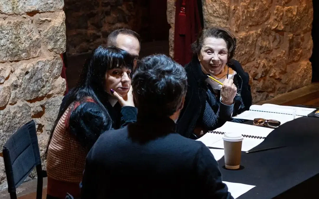 Με τη Μπέτυ Λιβανού η νέα παραγωγή της Κεντρικής Σκηνής του ΔΗΠΕΘΕ Ιωαννίνων – «Φυγόδικος δεν ήμουν» (βίντεο)