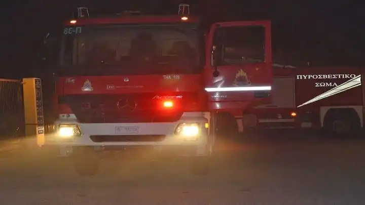 Νεκρός εντοπίστηκε ηλικιωμένος ύστερα από πυρκαγιά σε οικία στη Νεστάνη Τρίπολης (βίντεο)