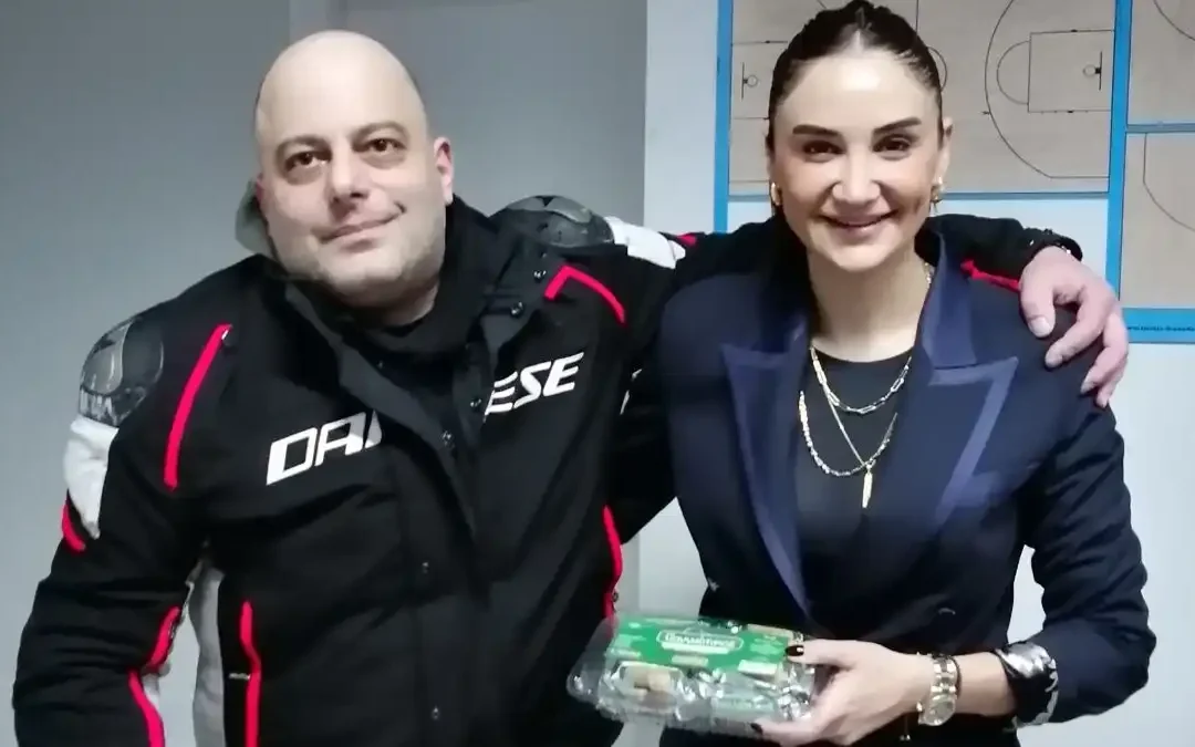 Θερμή υποδοχή στην Σελέν Ερντέμ