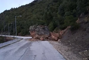 Ήπειρος: Παρουσιάζεται η έρευνα του καθ. Ζεληλίδη για τις πλημμύρες σε Λούρο και Άραχθο και τα κατολισθητικά φαινόμενα