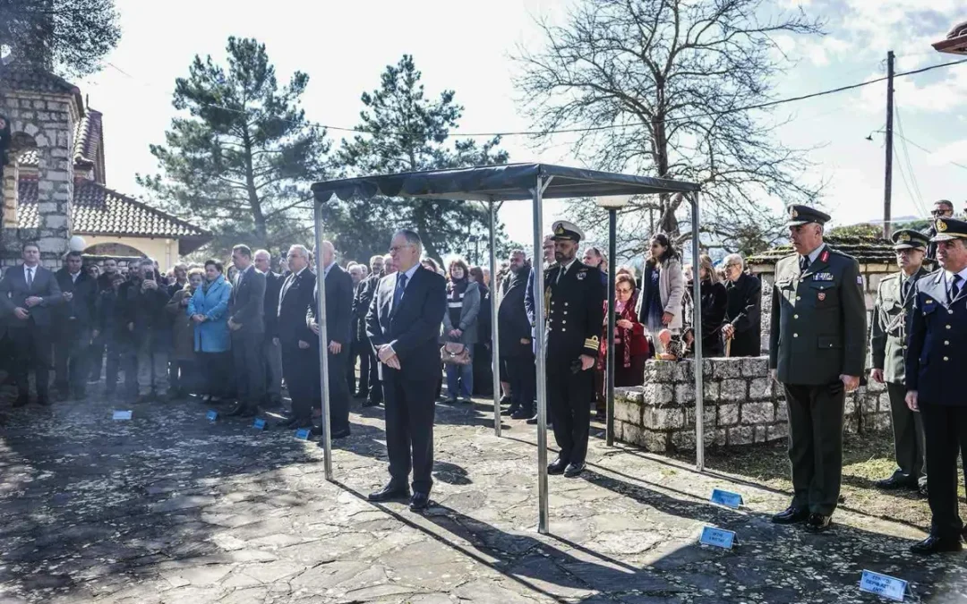 Αποκαλυπτήρια μνημείου πεσόντων στο Ελευθεροχώρι Δωδώνης – Μηνύματα ιστορικής μνήμης από τον Πρόεδρο της Δημοκρατίας