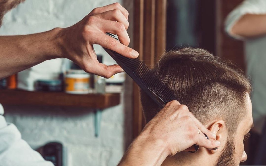 Πύλος: Πελάτης επιτέθηκε σε κομμωτή με γκλοπ μετά από κούρεμα – Συνελήφθη 25χρονος