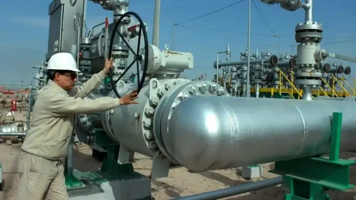 Αύξηση άνω του 10% στην τιμή του αμερικανικού πετρελαίου μετά τη δήλωση Τραμπ για συνέχιση του πολέμου στο Ιράν