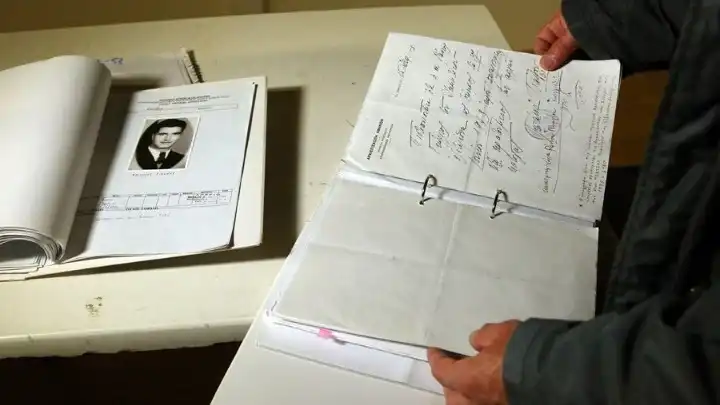 Φωτογραφίες Καισαριανής: Χρέος μας να διασώσουμε τη μνήμη, δηλώνουν έγκριτοι ιστορικοί