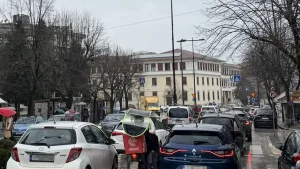 «Γιάννενα – Νέα Εποχή»: «Κυκλοφοριακό χάος χωρίς σχέδιο» – Ζητά απαντήσεις από τον Δήμο