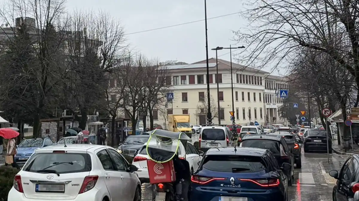 «Γιάννενα – Νέα Εποχή»: «Κυκλοφοριακό χάος χωρίς σχέδιο» – Ζητά απαντήσεις από τον Δήμο