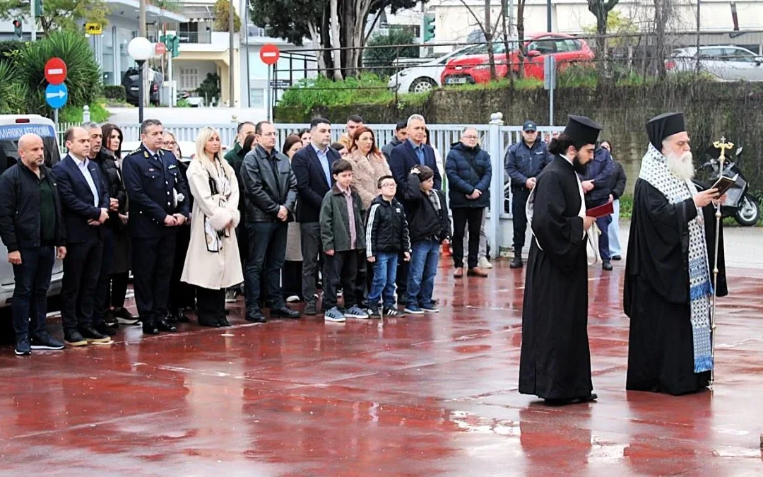 Άρτα: Επιμνημόσυνη δέηση για τους 161 πεσόντες αστυνομικούς