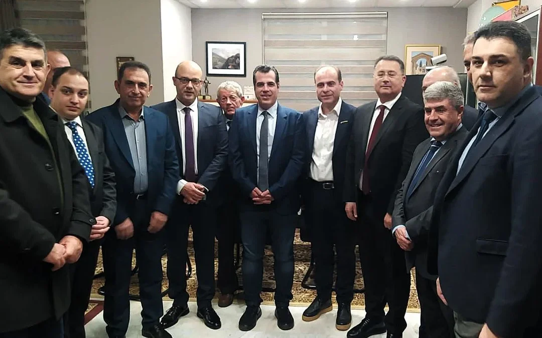 Άρτα: Διαβεβαιώσεις Πλεύρη για το στρατόπεδο Βερσή και τις δομές φιλοξενίας