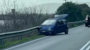 Τροχαίο μετά τη γέφυρα Καλογήρου στη Φιλιππιάδα – Μόνο με υλικές ζημιές (βίντεο)